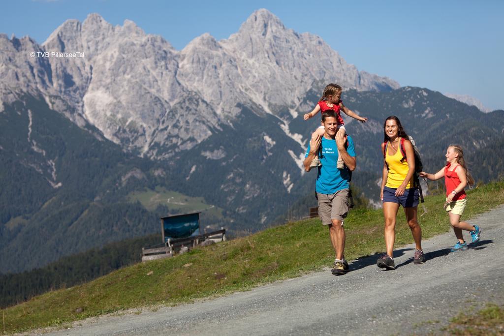 Ferienwohnung Alpenglück St. Jakob in Haus Exterior foto